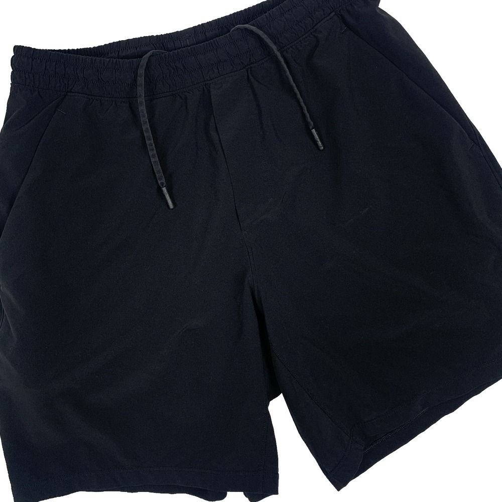 Lululemon Mens Sz M Black Athletic Training Shorts Drawstring Pockets 7 Inseam